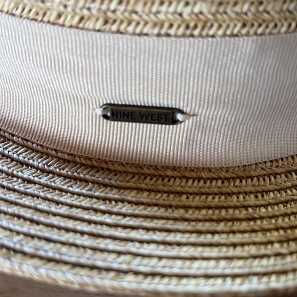 Nine West 100% Paper Brimmed Bucket Hat Grosgrain Bow Ribbon OS - Picture 2 of 7